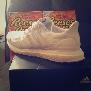 Leather ultra boost DS (Cheap) size 9
